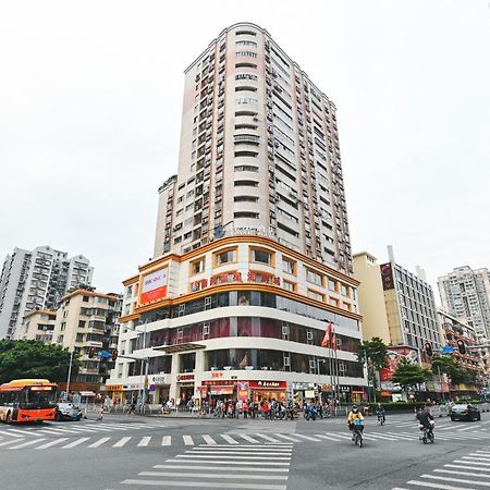 Royal Plaza Hotel Guangzhou Exterior photo
